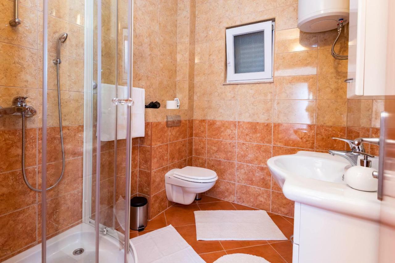 Apartmani Marina Klek Bagian luar foto