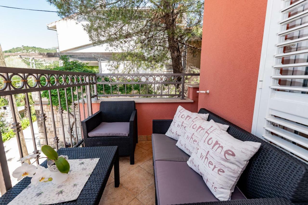 Apartmani Marina Klek Bagian luar foto
