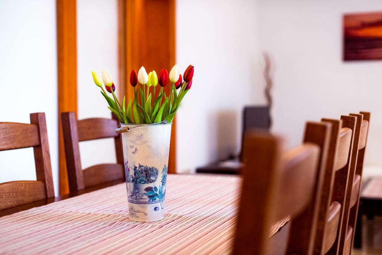 Apartmani Marina Klek Bagian luar foto